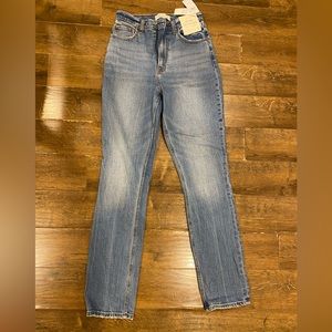 NWT Abercrombie & Fitch 90s Slim Straight Ultra High Rise- Curve Love 2/26
